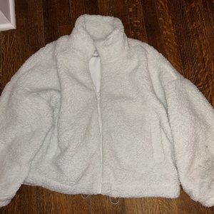 Fuzzy white urban jacket